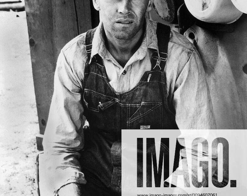 Henry Fonda Characters: Tom Joad Film: The Grapes Of Wrath (USA 1940 ...