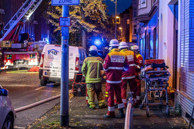 29 10 2019, DU Duisburg , Fire in an attic apartment at ...