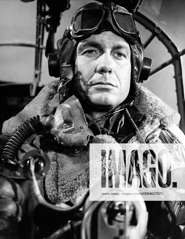 Cliff Robertson Characters: Wing Cmdr. Roy Grant Film: 633 Squadron ...