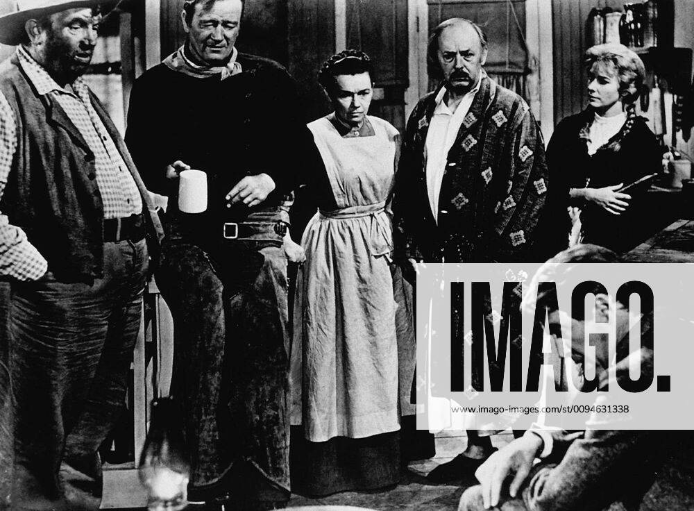 Andy Devine, John Wayne, Jeanette Nolan, Vera Miles & James Stewart ...