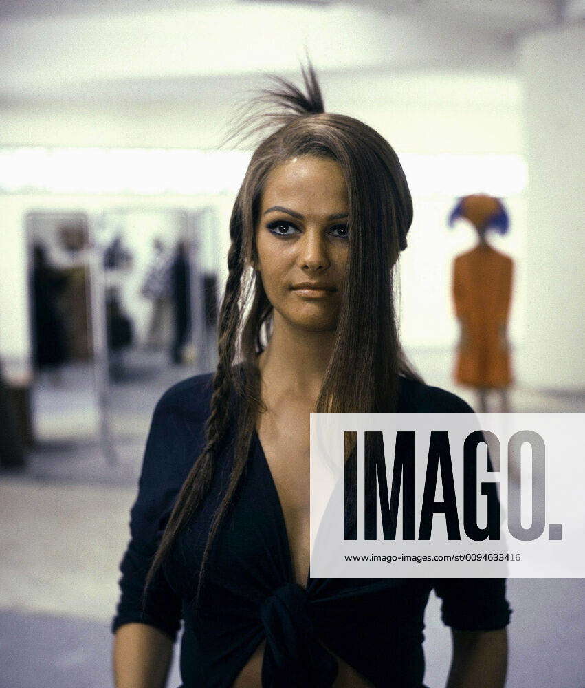 Claudia Cardinale Characters: Armenia (segment Fata Armenia ) Film: Sex  Quartet; The Queens