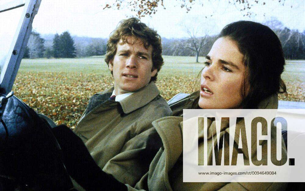 Ryan O Neal & Ali Macgraw Characters: Oliver Barrett IV, Jennifer ...