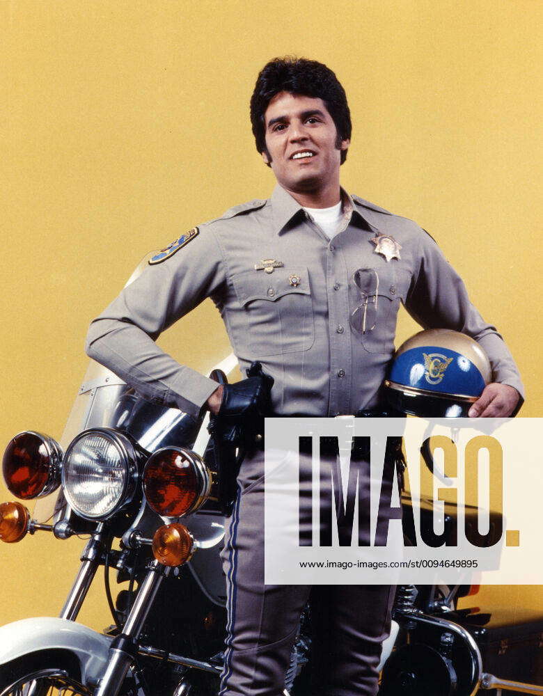Erik Estrada Characters Officer Francis Llewellyn Ponch Poncherello
