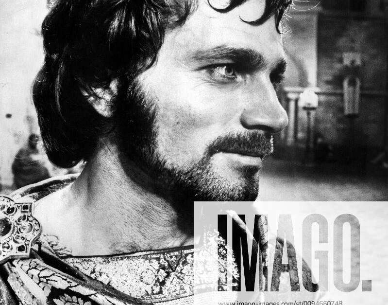 Franco Nero Characters: Louis Film: Pope Joan (1972) Director: Michael ...