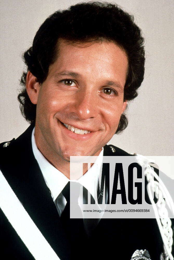 Steve Guttenberg Characters: Carey Mahoney Film: Police Academy (USA ...