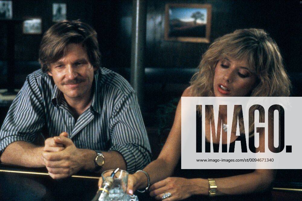 Jeff Bridges & Rosanna Arquette Characters: Matthew Matt Scudder, Sarah ...