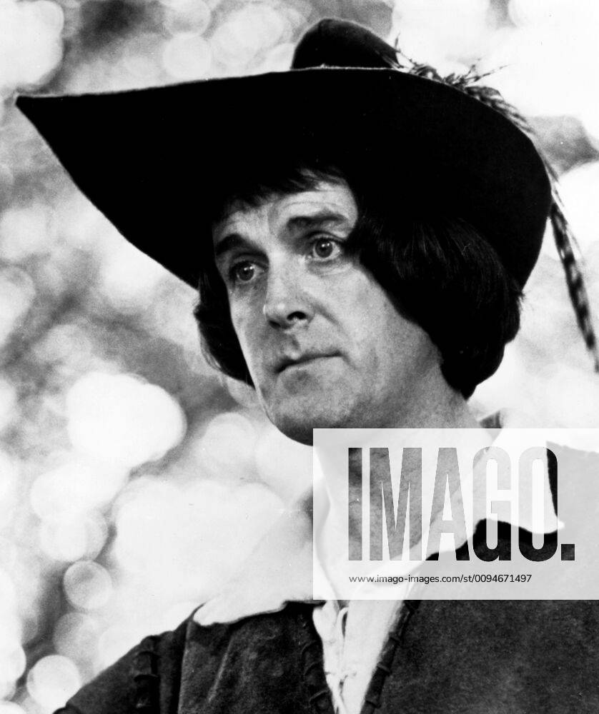 John Cleese Characters: Robin Hood Film: Time Bandits (UK 1981 ...