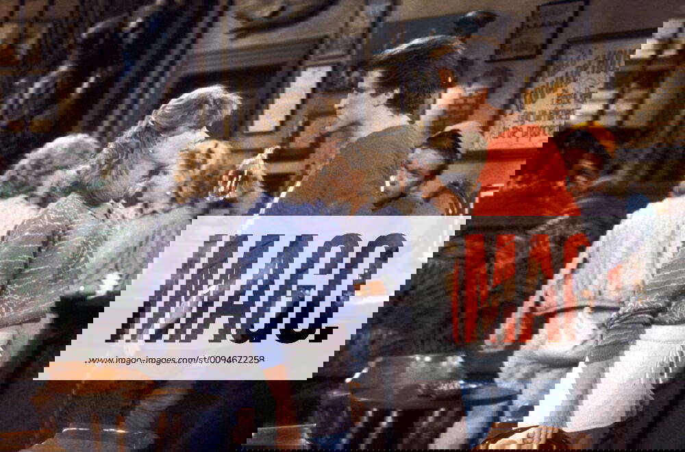 Shelley Long & Ted Danson Characters Diane Chambers, Sam Malone