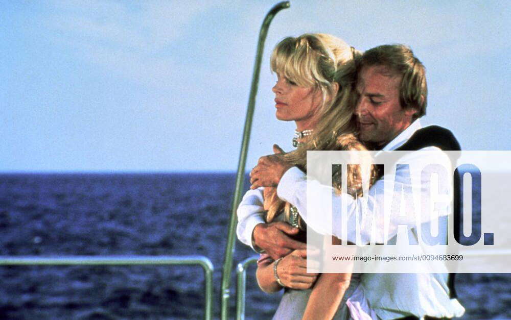 Kim Basinger And Klaus Maria Brandauer Characters Domino Petachi