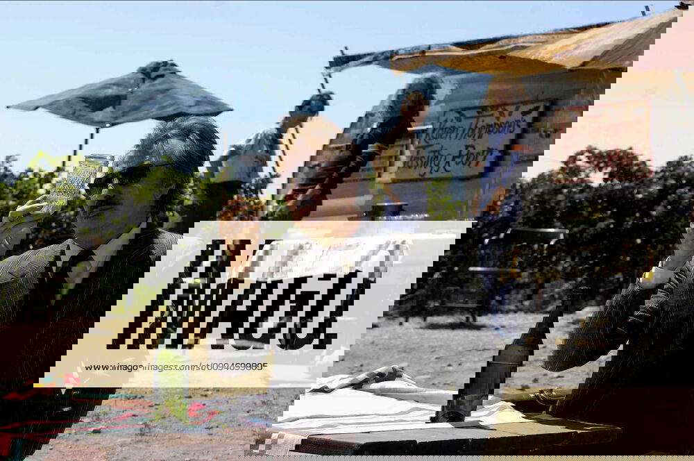 Alan Rickman Characters Steven Spurrier Film Bottle Shock (USA 2008) TvTitel Bottle Shock Die