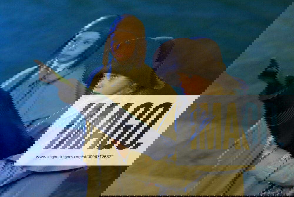 Aaron Michael Drozin & Elle Fanning Film The Nutcracker In 3d; The