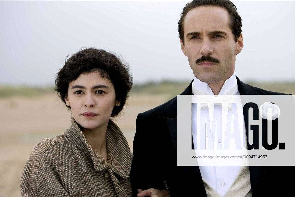 Audrey Tautou & Alessandro Nivola Characters: Gabrielle Coco