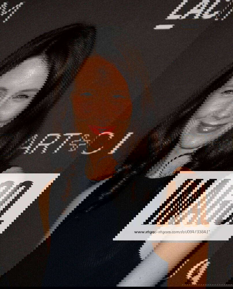 LOS ANGELES, CALIFORNIA NOVEMBER 02 Alexandra Grant arrives at the