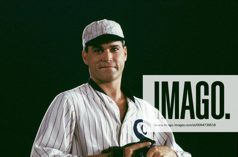 Ray Liotta Characters Shoeless Joe Jackson Film Field Of Dreams (USA