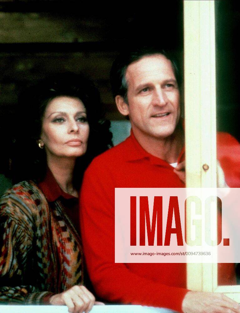 Sophia Loren & Daniel J. Travanti Characters: Aurora & David Ackermann ...