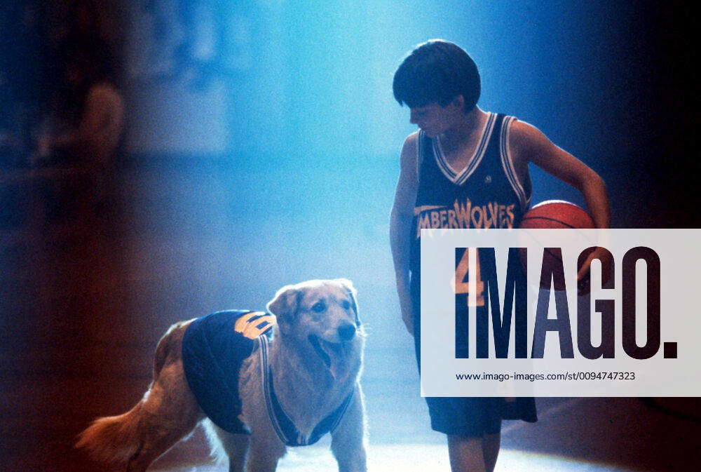 Dog & Kevin Zegers Characters: Josh Framm Film: Air Bud (USA CAN 1997 ...