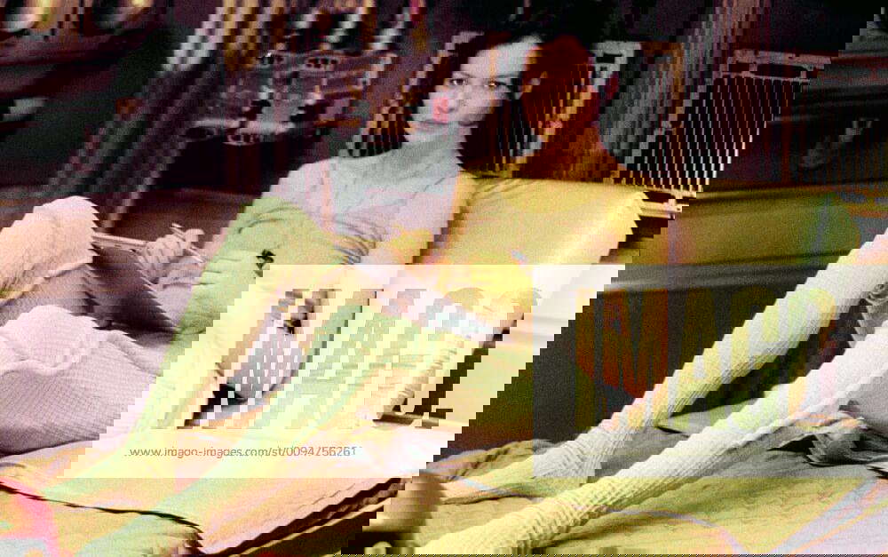 Saffron Burrows Characters Lt. Cmdr. Angel Devereaux Film Wing