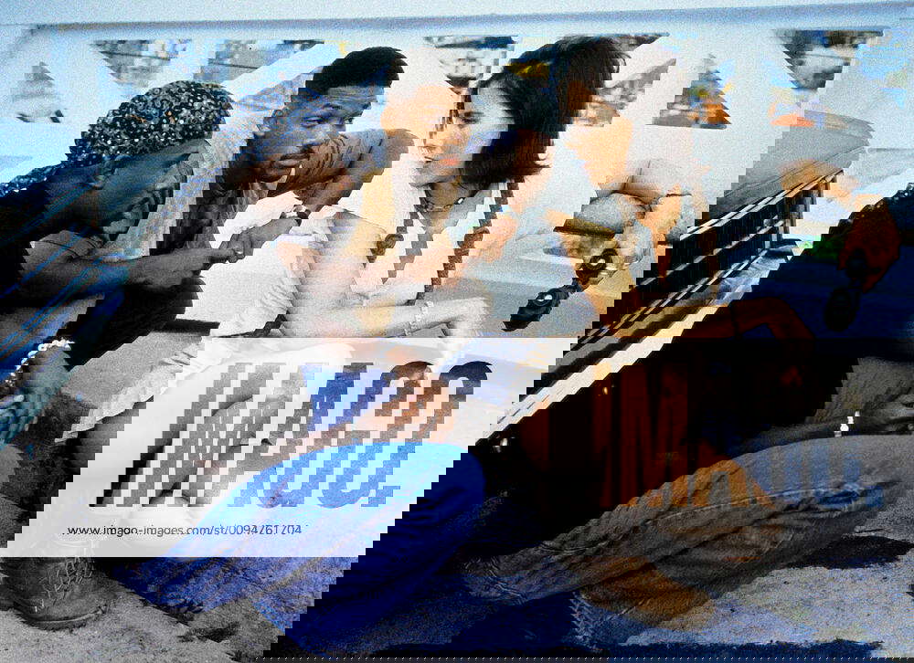 Martin Lawrence, Will Smith, Tea Leoni Characters Marcus