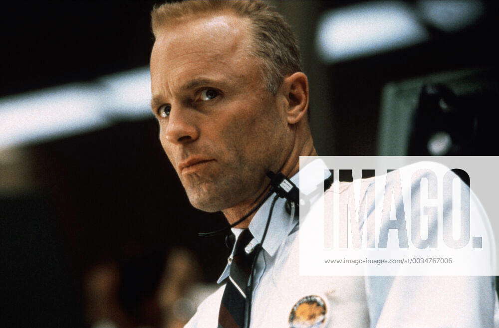 Ed Harris Characters: Gene Kranz Film: Apollo 13 Director: Ron Howard ...