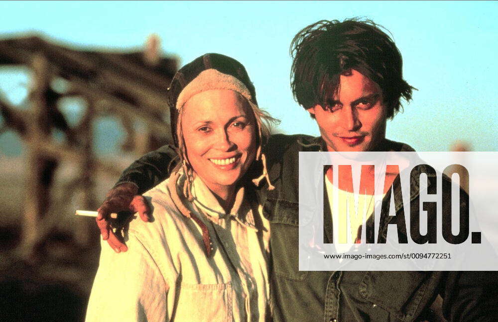 Faye Dunaway & Johnny Depp Characters: Elaine Stalker, Axel Blackmar ...