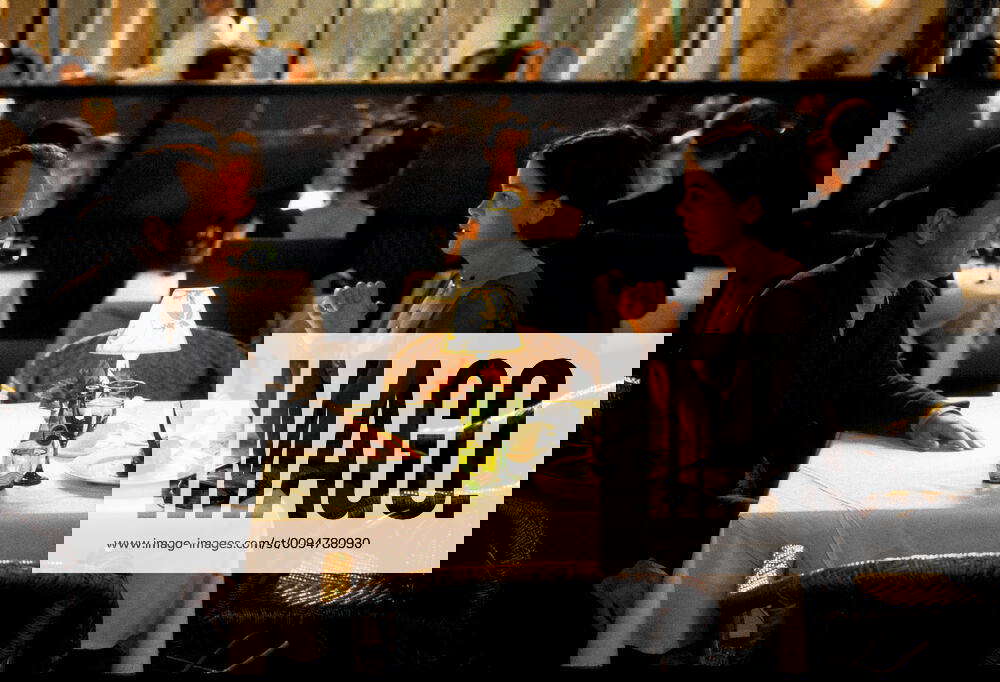 Bruce Willis & Olivia Williams Characters Dr. Malcolm Crowe & Anna