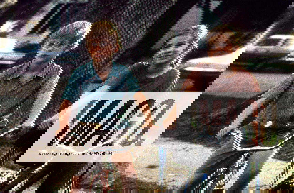 Macauley Culkin & Anna Chlumsky Characters & Vada Sultenfuss Film My