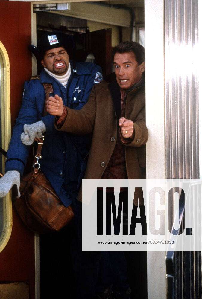 Sinbad & Arnold Schwarzenegger Characters: Myron Larabee, Howard ...