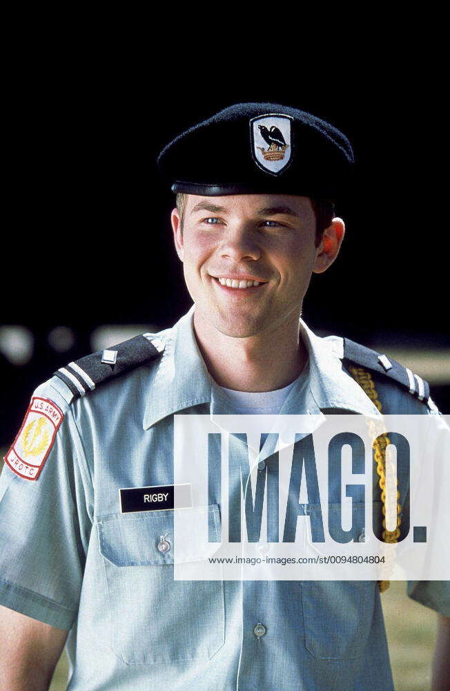 Shawn Ashmore Characters Brad Film Cadet Kelly (2002) Director Larry