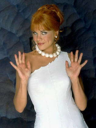 Kristen Johnston Characters: Wilma Slaghoople Film: The Flintstones In ...