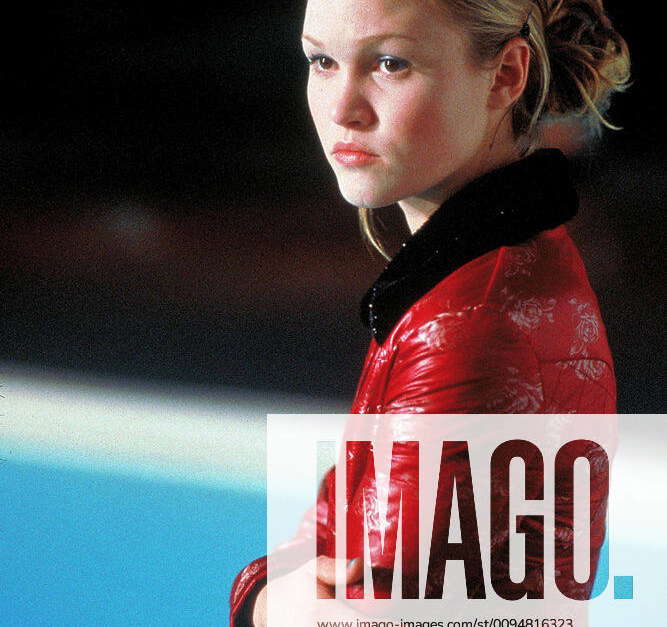 Julia Stiles Characters Ophelia Film Hamlet (2000) Director Michael