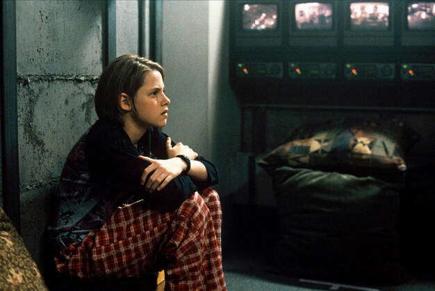 Kristen Stewart Characters: Sarah Altman Film: Panic Room (USA 2002 ...