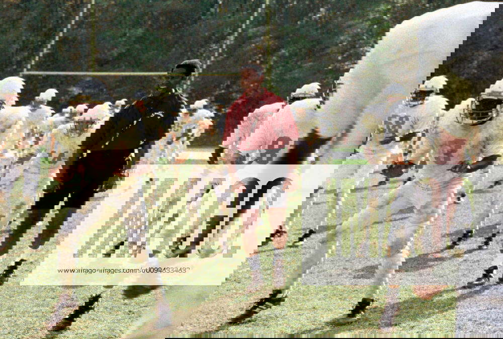 Denzel Washington Characters Coach Herman Boone Film Remember The