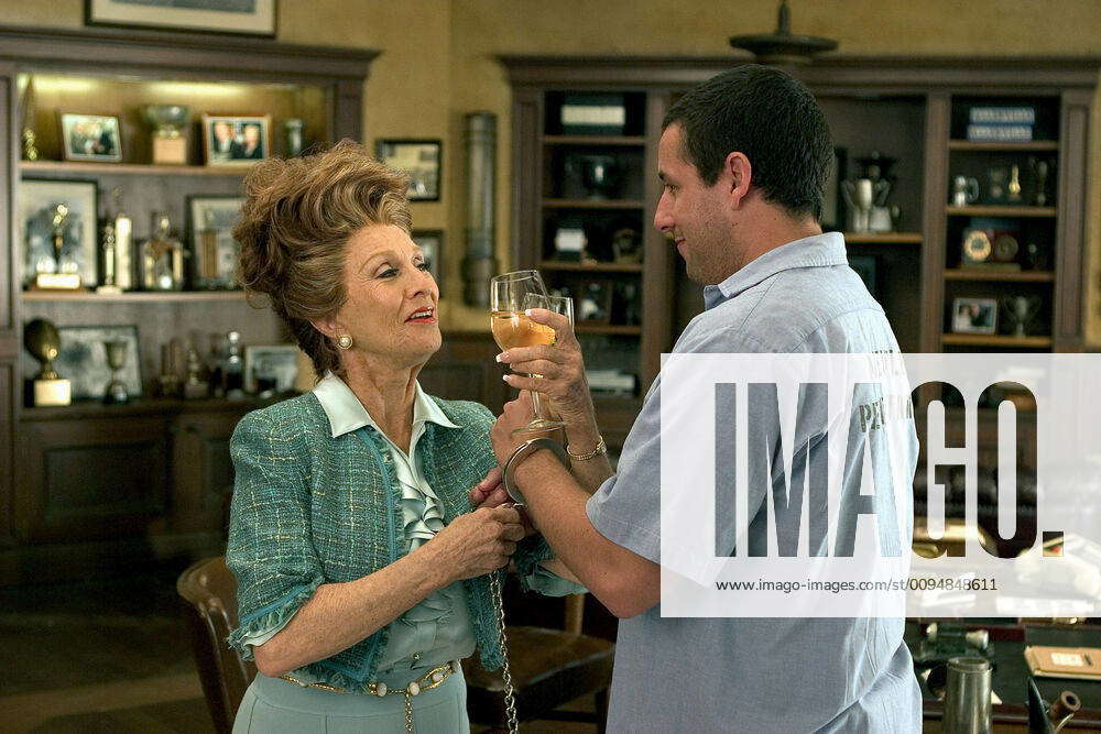 Cloris Leachman And Adam Sandler Characters Lynette And Paul Crewe Film The Longest Yard Usa 2005 Di 2057