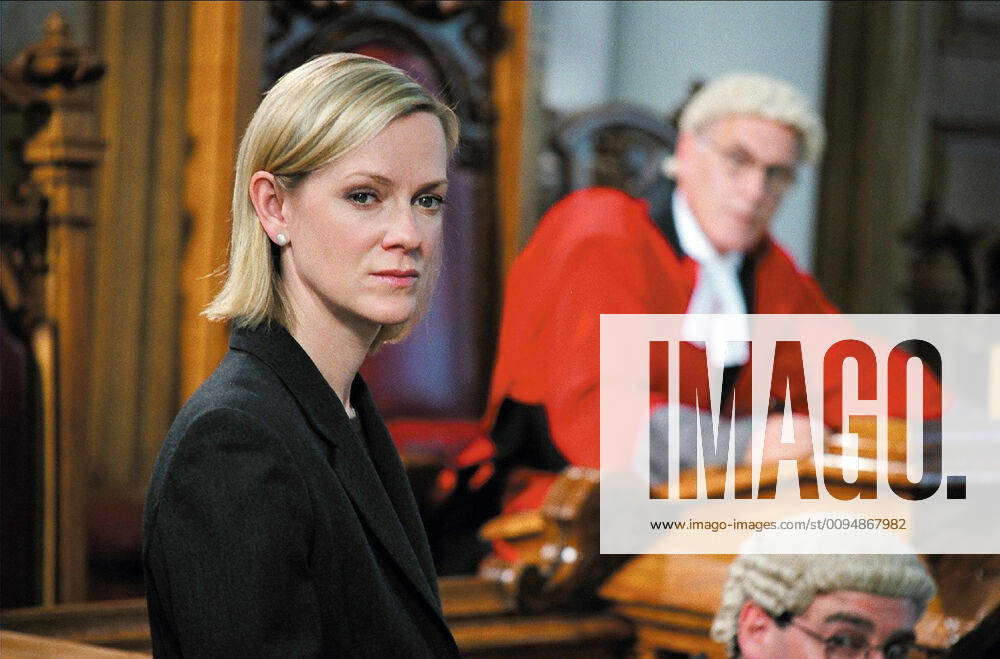 Hermione Norris Characters: DCI Carol Jordan Television: Wire In The ...