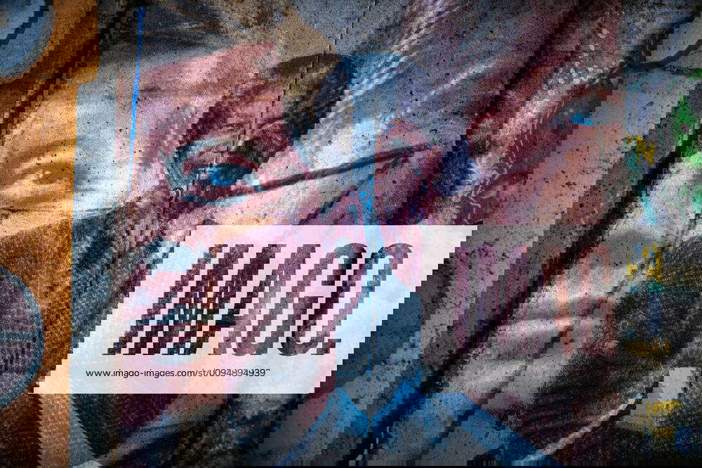 November 5, 2019, Los Angeles, California, USA 10 pieces of the Berlin