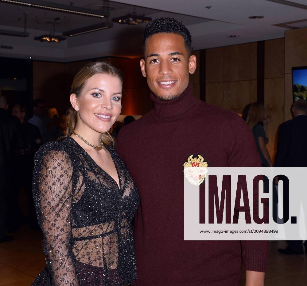 Ina Aogo, Dennis Aogo bei der Praesentation Lambertz Fine Art-Kalender