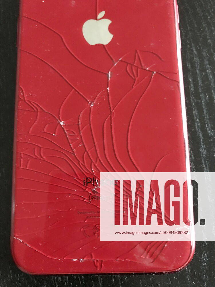 broken iphone xr red