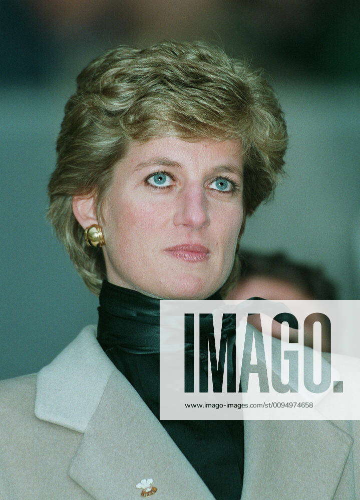 Princess Diana Princess Of Wales Y Copyright Maryxevansxallstar 12025500