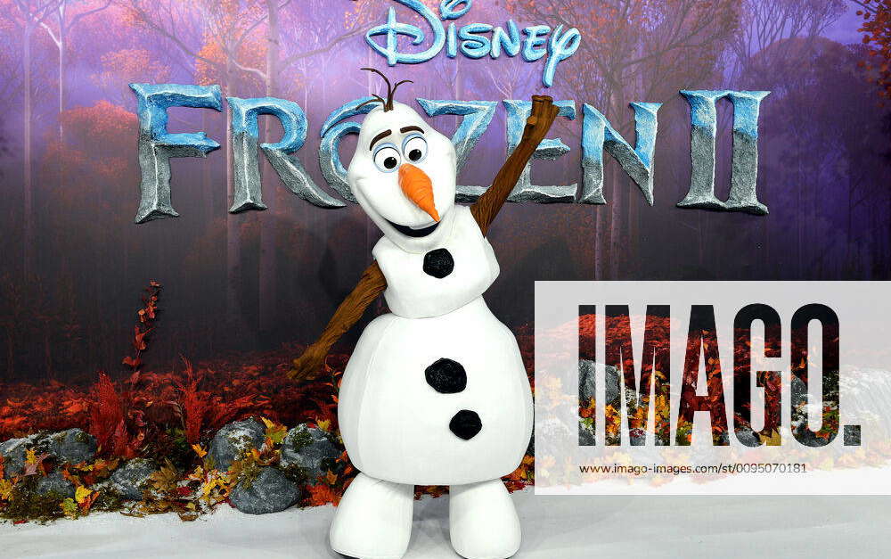 Frozen 2 European Premiere - London Olaf attending the Frozen 2