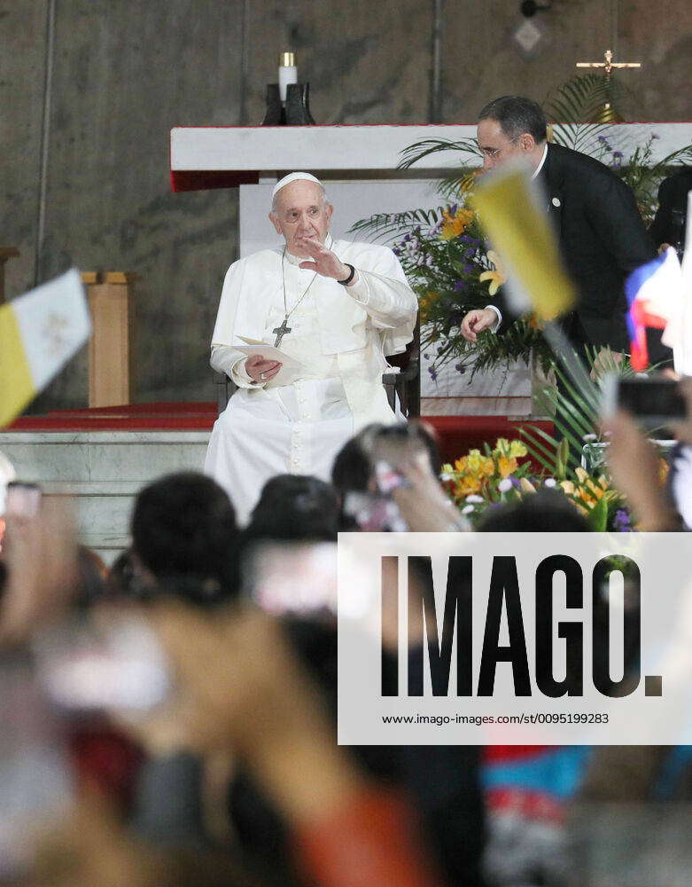 Pope Francis in Japan Pope Francis (C) waves to the crowd at St. Mary s ...