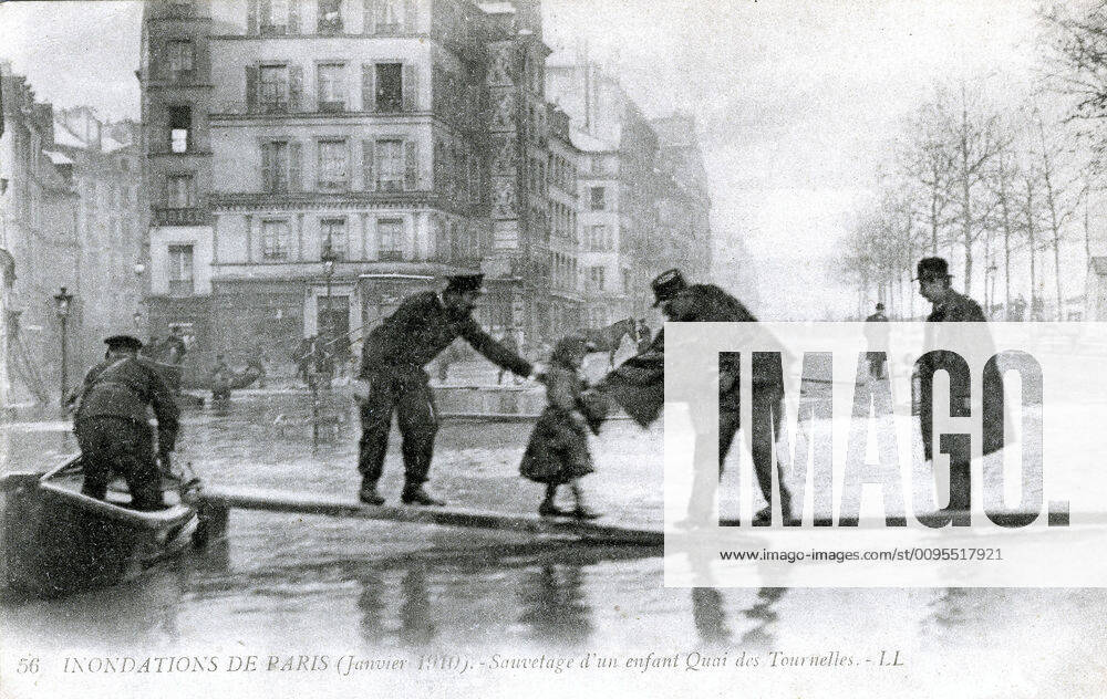 PARIS years 10 January 1910, flood of the Seine, floods of Paris Quai ...