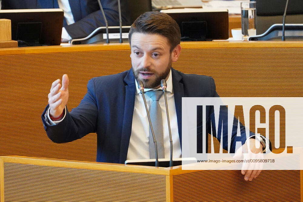 CdH s Julien Matagne pictured during a plenary session with debate on ...