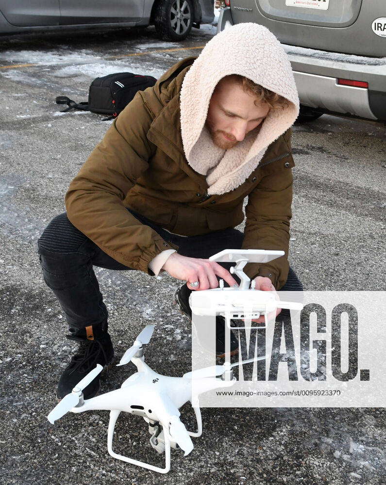 January 1, 2020, Mundelein, Illinois, USA The wait to enter Rise