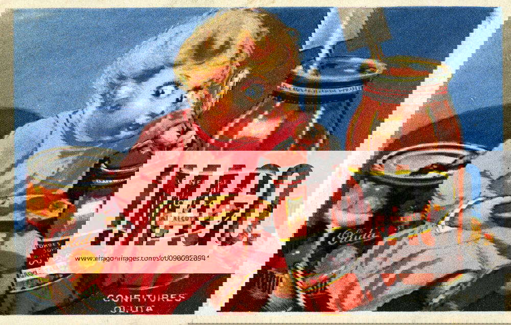 JAM PUB JAM 30s A little girl is stuffed with jam Advertising for OLIDA