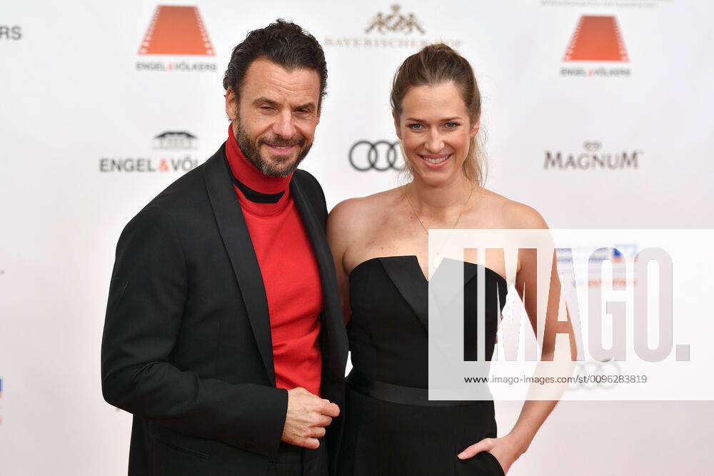 Stephan LUCA (Schauspieler) mit Freundin Lisa TRILTSCH, 47.Deutscher ...