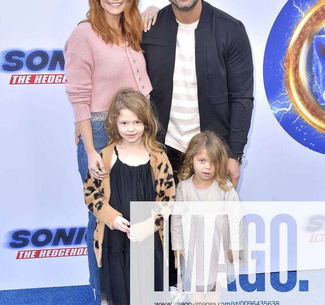 JoAnna Garcia with husband Nick Swisher and daughters Sailor Stevie Swisher  and Emerson Jay