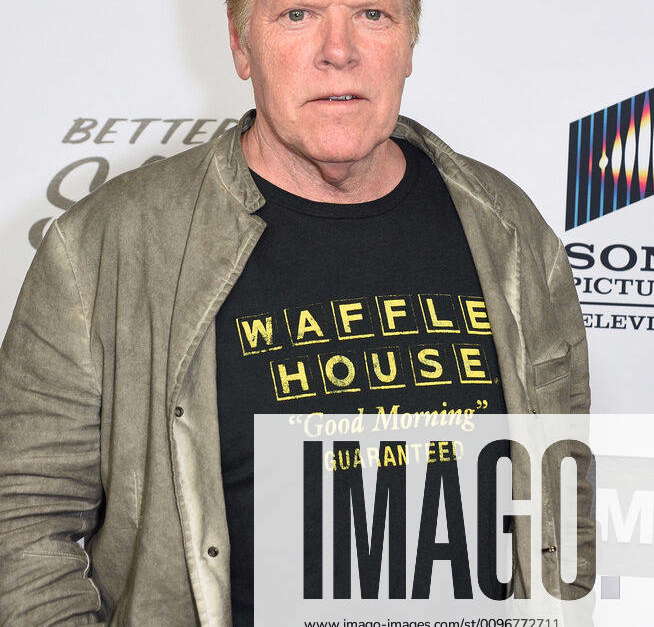 HOLLYWOOD, CALIFORNIA FEBRUARY 05 Rex Linn attends the premiere of
