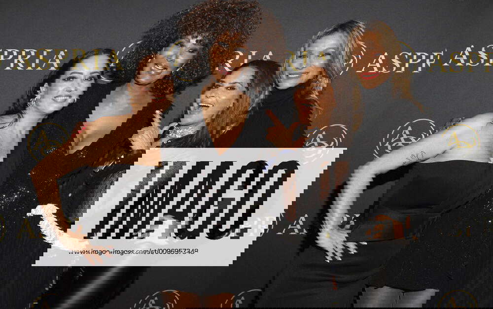 Miyabi Kawai, Marie Amiere, Gitta Saxx und Yasmina Filali bei der Bond
