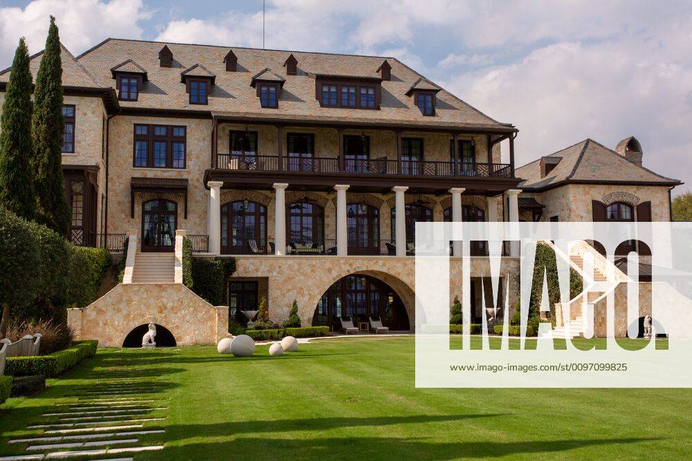 February 19, 2020, Thonotosassa, Florida, USA The Oaks Estate, a