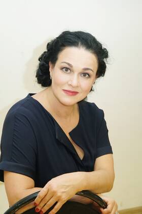 Ularning ichkarida tugashini kuzatdim